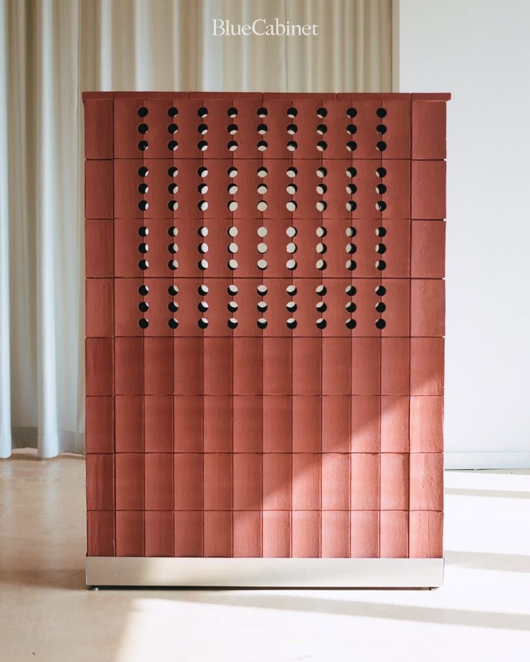 ECAL 졸업작 〈CELCIUS〉, 테라코타로 다시 그린 사계절 난방 Post feature image