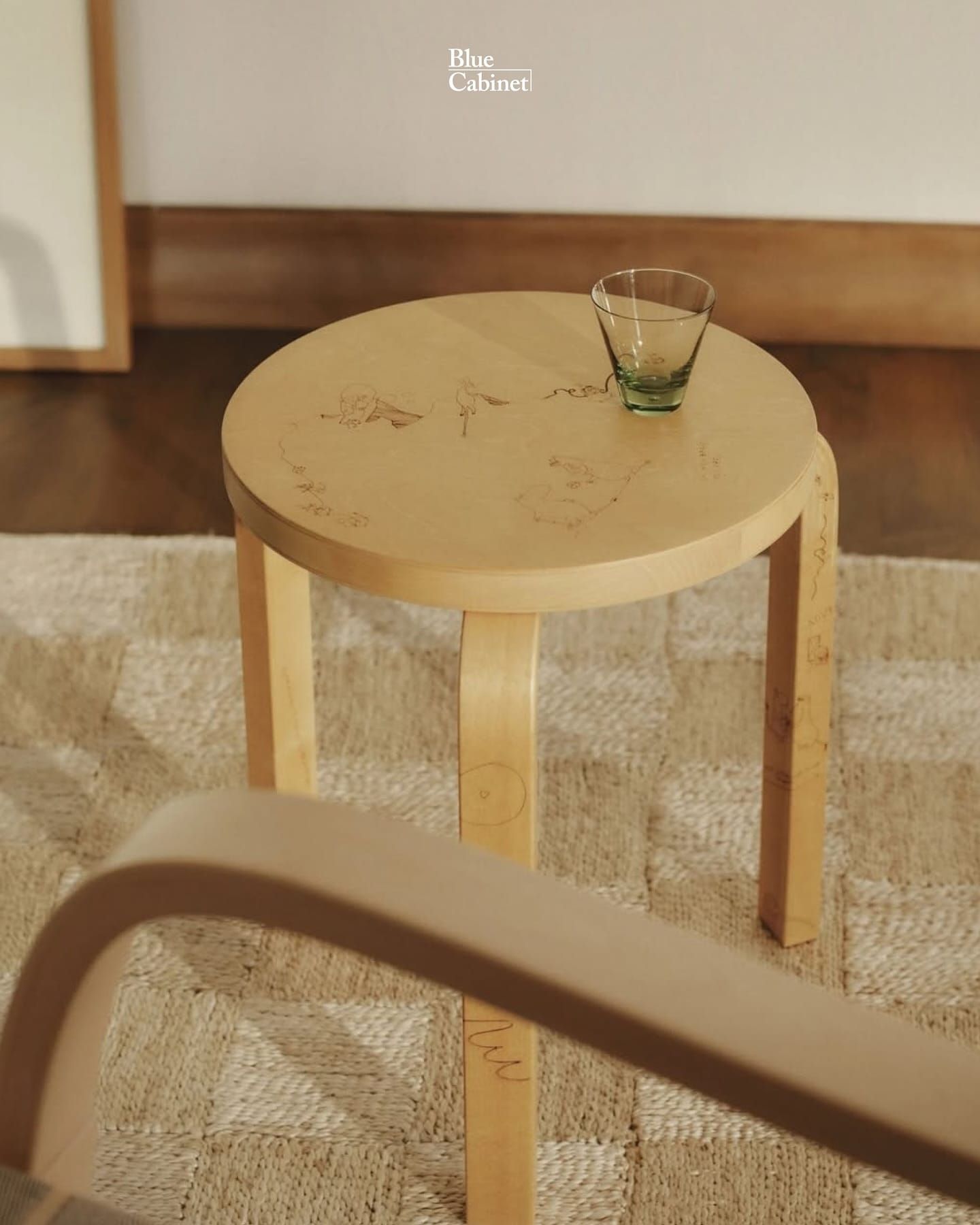 Artek × Moomin 협업, 알바 알토 〈Stool 60〉에 새겨진 토베 얀손 Post image