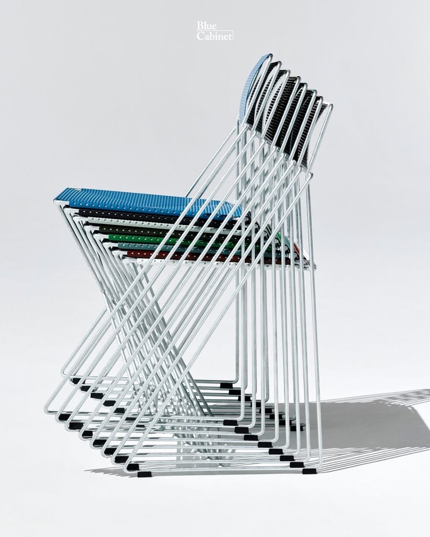 HAY 〈X-Line Chair〉 재출시, 1970년대 하이테크 디자인의 부활 Post image