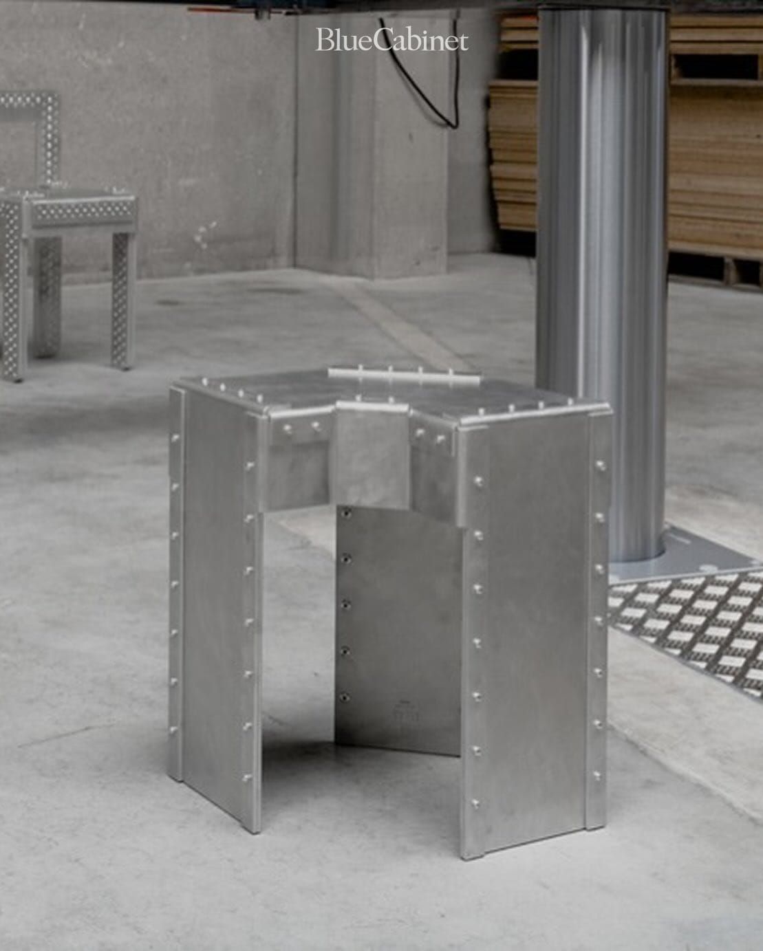 Arthur Van der Gucht 〈FR 01 Stool〉(2021), 재료가 구조가 되는 순간 Post image