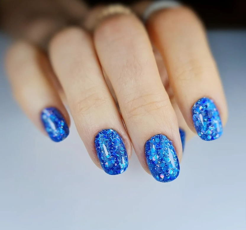 Glittery Nails