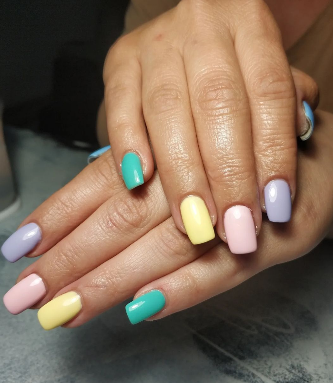 Pastel Nails