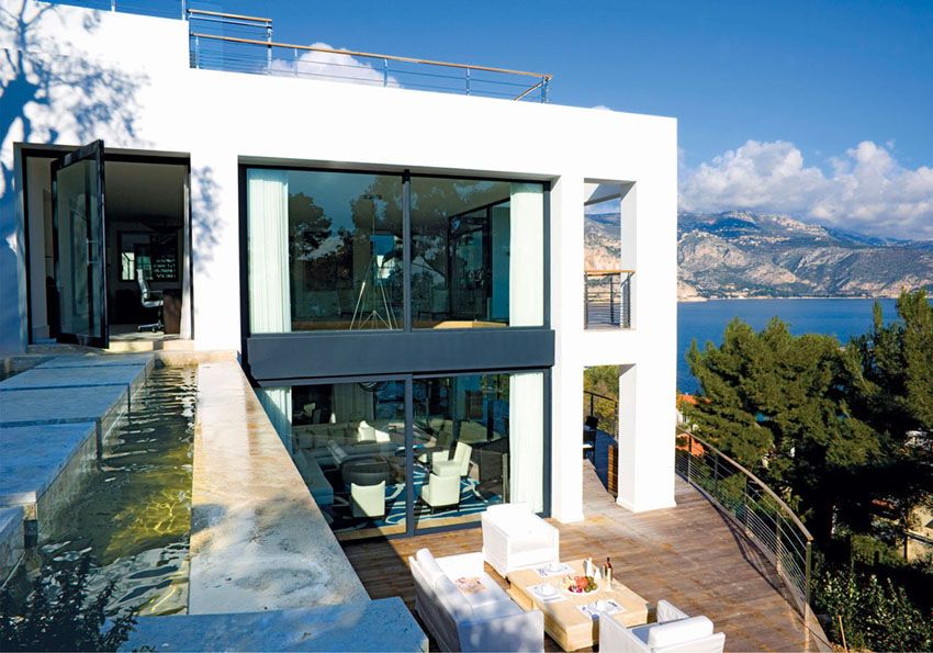 Spectacular Villa Med + AI: French Riviera Hideaway Gets Smart Tech Upgrade