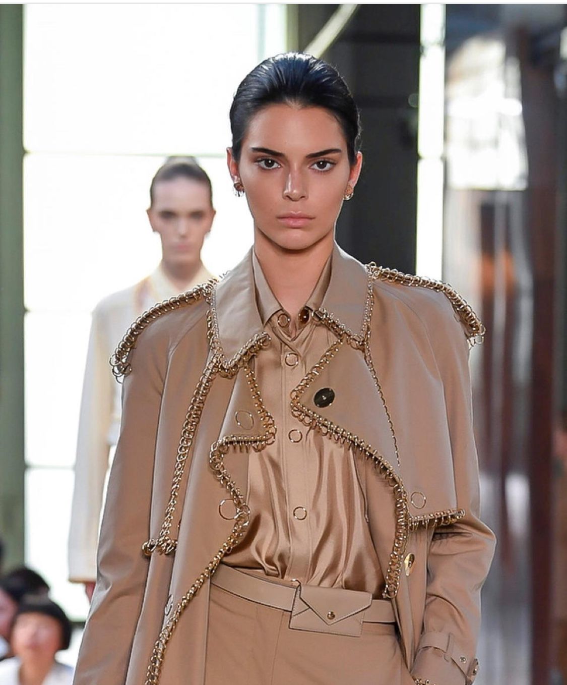 Burberry's Plastic-Free 2025 Goal: How AI Supply Chain Tech Enables Luxury Sustainability