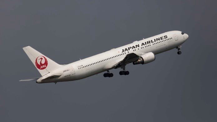 Japan Airlines Baby Seat Map: How AI Algorithms Help Passengers Avoid Infants