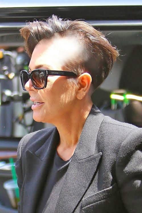 Kris Jenner Claps Back at Trolls: “ I Am Not Going Bald!” Fans Convinced She Has Hair Secrets