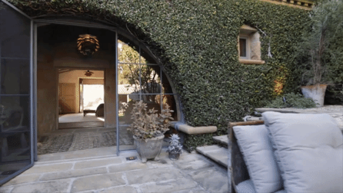 AI Maps Celebrity Homes: How Algorithms Predict Luxury Real Estate and Privacy Risks