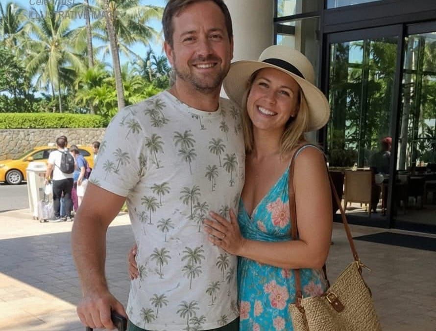 He Refused to Take a Single Photo of His Wife on Vacation—Then She Found the Real Reason