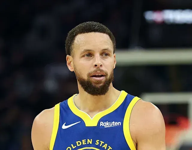 Stephen Curry says he wants to stay with the Warriors