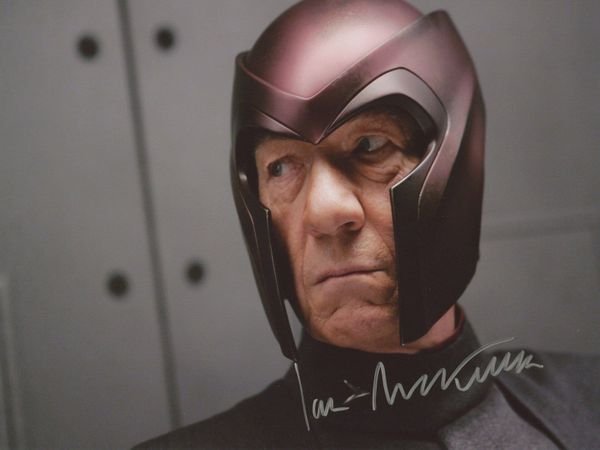 Ian McKellen Hospitalized After Dramatic Stage Fall During "Player Kings" Performance: Exclusive Details