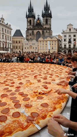 Biggest Pizza Contest in Italy: Huge Slices, Crazy Toppings, and World Records!