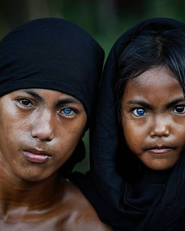 Indonesian photographer captures tribe with rare glowing blue eyes