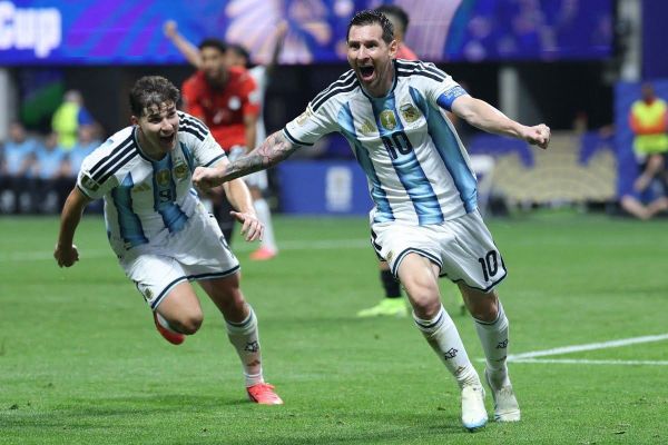 Lionel Messi celebrates Argentina reaching the World Cup 2026 semifinals