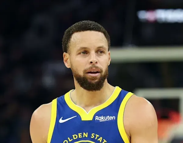 Stephen Curry says he wants to stay with the Warriors