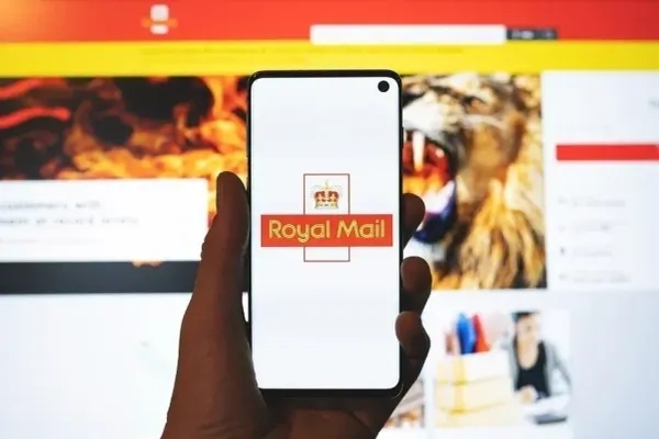 Royal Mail given two weeks to respond to claims it is prioritising parcels
