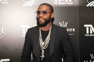 Floyd Mayweather Ordered to Pay Nearly $1 Million in Back Child Support