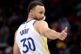 Stephen Curry signs two-year, $116 Million contract extension with Golden State Warriors