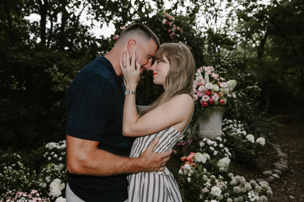Taylor Swift and Travis Kelce Announce Engagement on Social Media