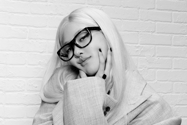 Rosé Ends Lady Gaga’s Chart-Topping Streak as “Apt.” Returns to No. 1