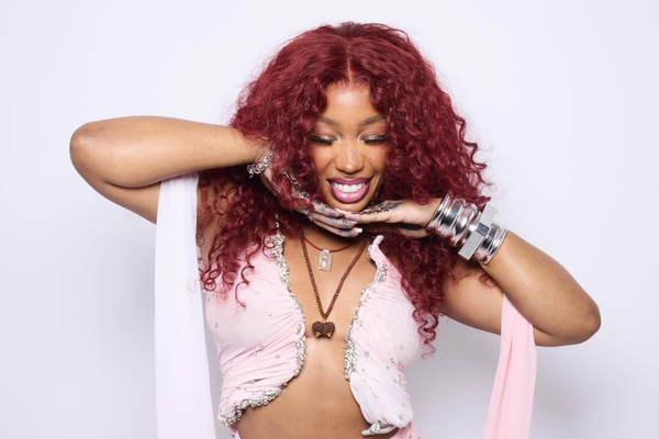 SZA Surpasses Michael Jackson’s Legendary Billboard Record