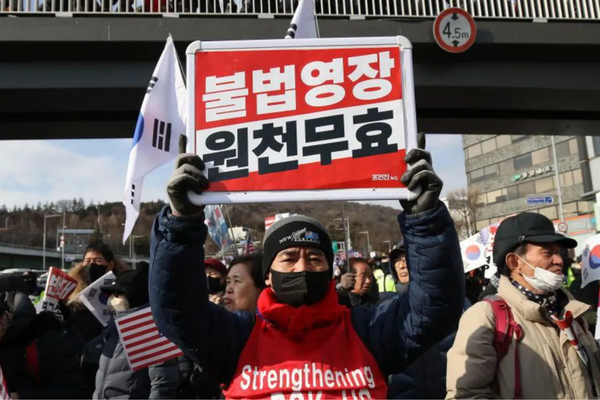 Attempt to Arrest South Korea President Halted After Dramatic Standoff