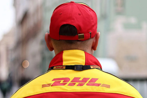 DHL Halts High-Value U.S. Deliveries Over Tariffs