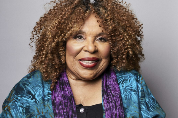 Roberta Flack, Grammy-Winning Icon, Dies at 88