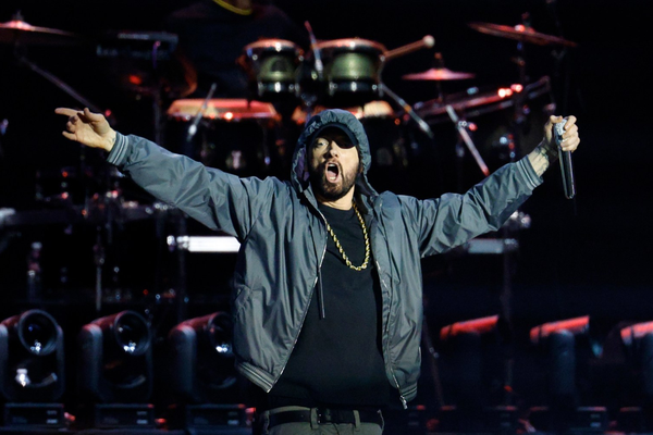 Eminem Tops Kendrick, Wins Favorite Hip Hop Artist And Album at AMAs