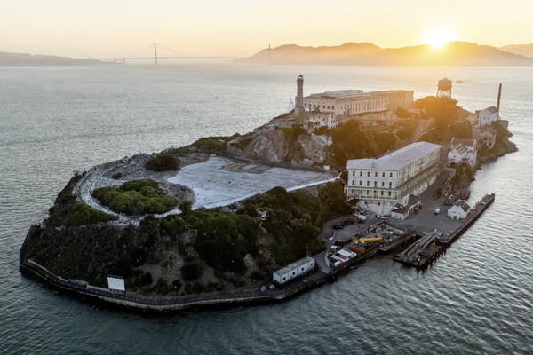 Trump says he will reopen Alcatraz prison