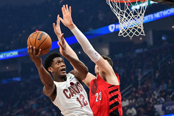 De’Andre Hunter Shines as Cavs Win 10th Straight in OT Thriller