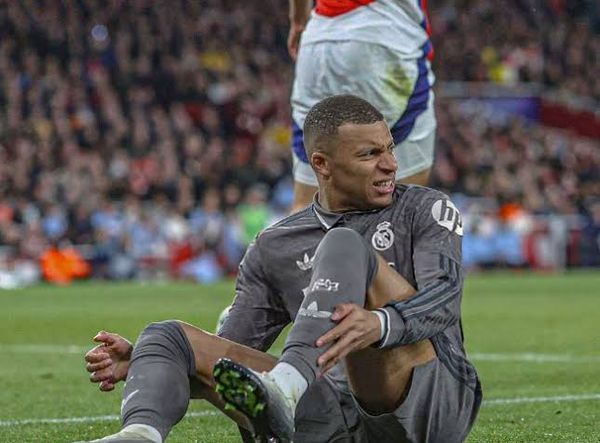 Mbappe at the Forefront of Real Madrid's Comeback Effort Against Arsenal