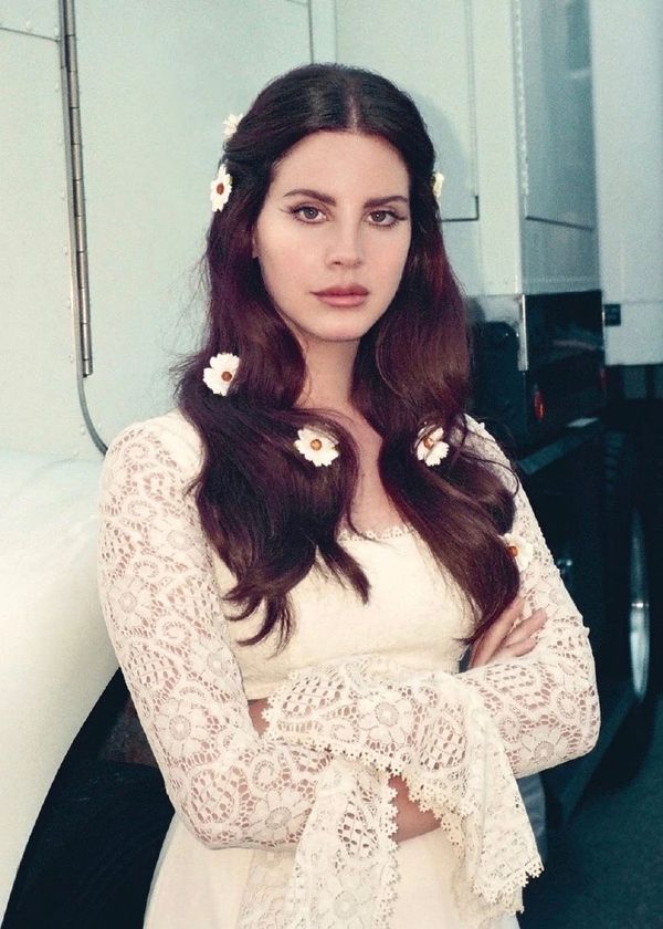 Lana Del Rey Announces U.K. and Ireland Tour, Featuring a Stop at Wembley Stadium