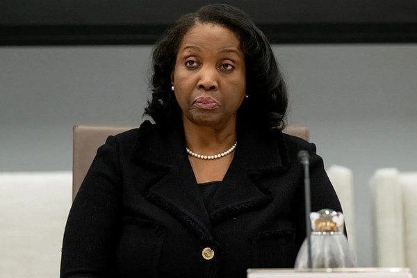 Supreme Court Blocks Trump’s Attempt to Oust Fed Governor Lisa Cook—for Now