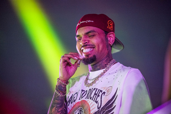 Chris Brown Reveals Birth of New Child With Jada Wallace
