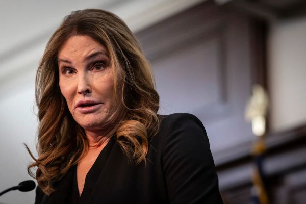 Caitlyn Jenner Hit With Lawsuit Over Alleged Crypto Pump‑And‑Dump