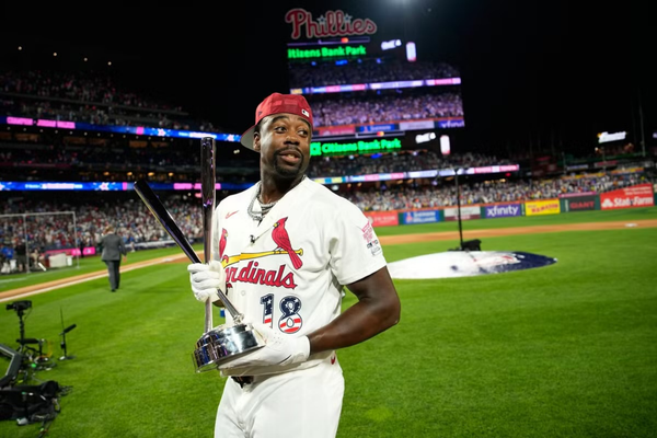 Walker becomes first Cardinals player ever to win Home Run Derby