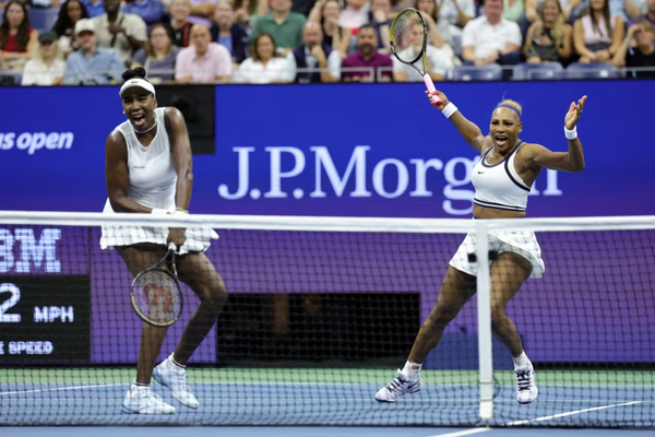 Williams sisters beaten in thrilling three-set US Open doubles match