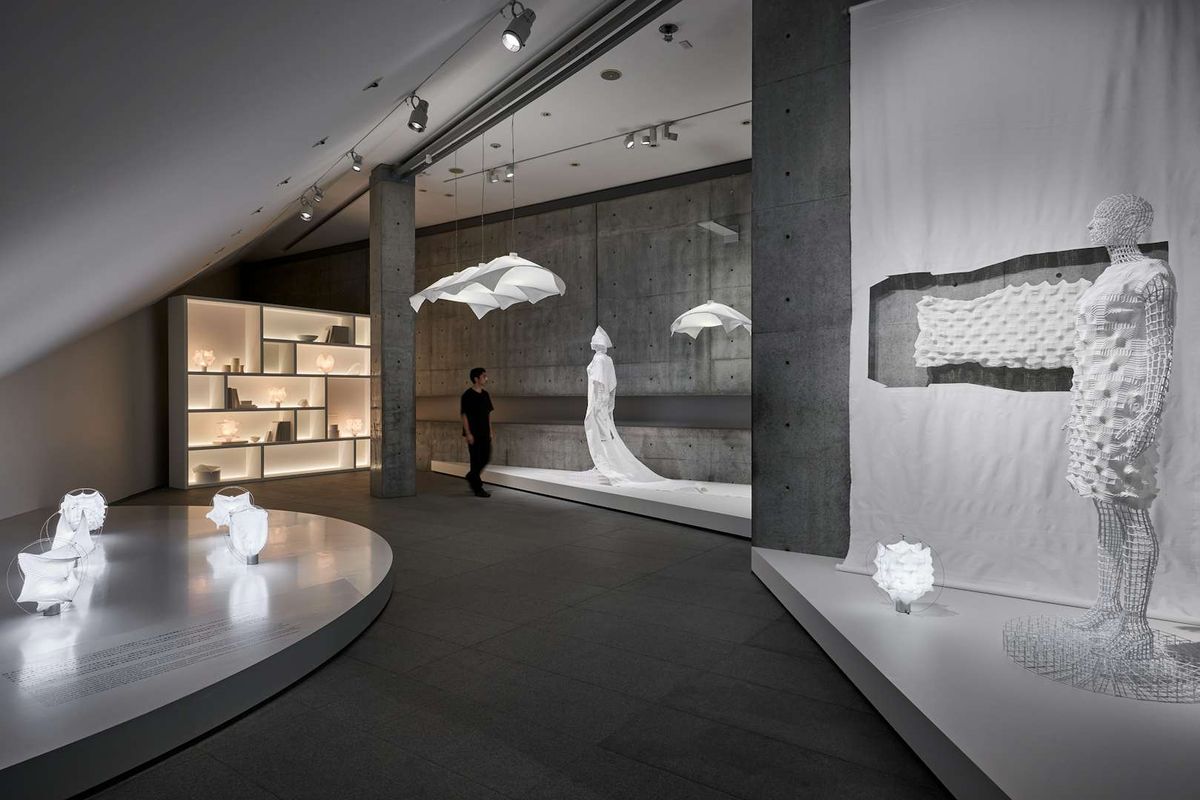 用一塊布造一盞燈？亞洲初展出