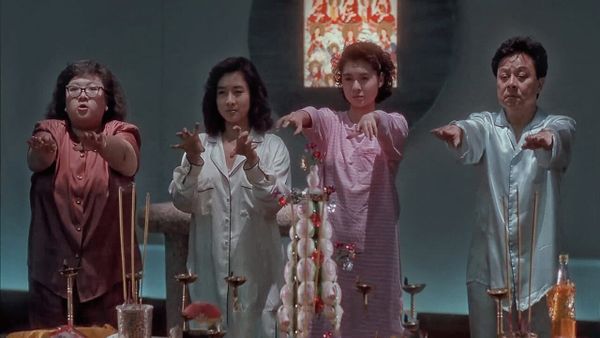 香港恐怖電影鬼片回顧 - 不止驚嚇 還融入喜劇、動作元素