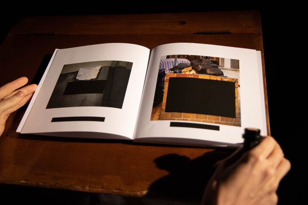 神秘攝影集展出！香港文字塗鴉記錄