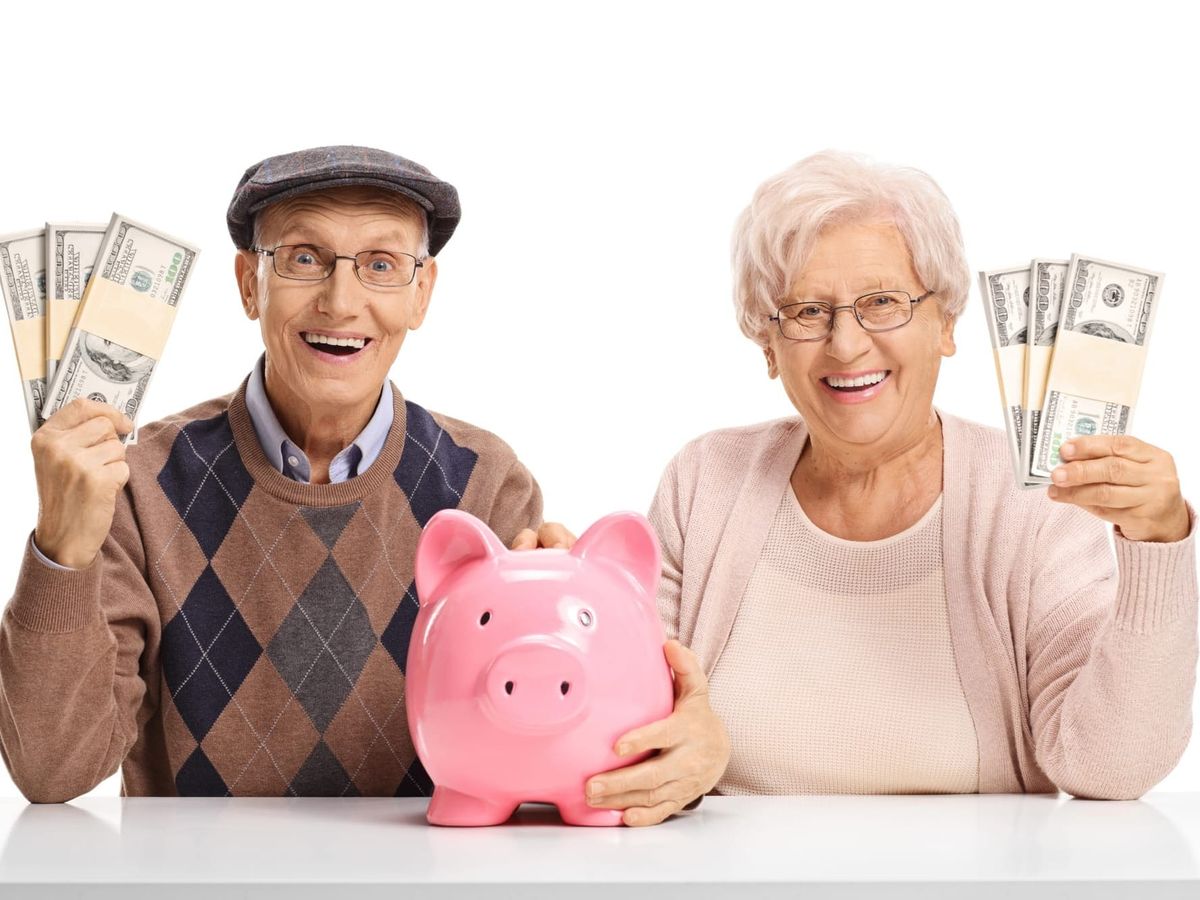 Is My Father's Out-of-Control Spending One of the 10 Early Signs of Dementia?