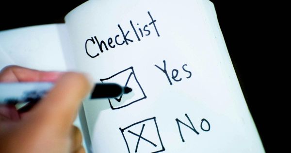 11 steps to build a new  customer onboarding checklist