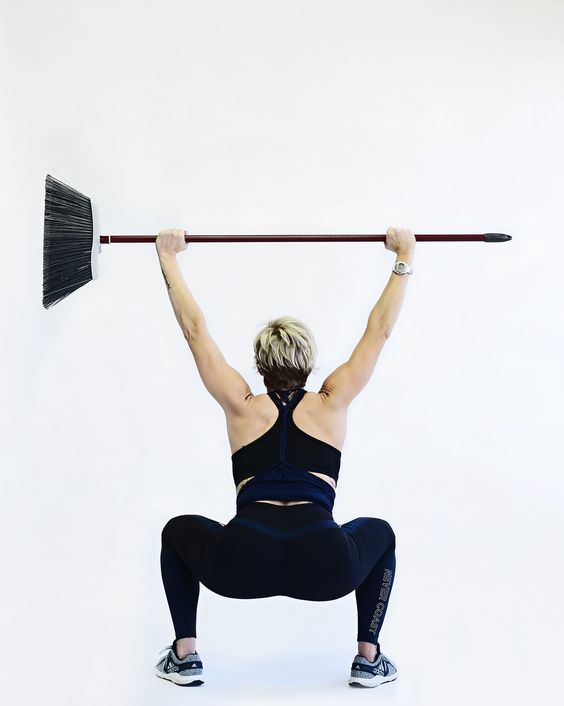 Zuhause mit Haushaltsgegenständen trainieren – coole Ideen