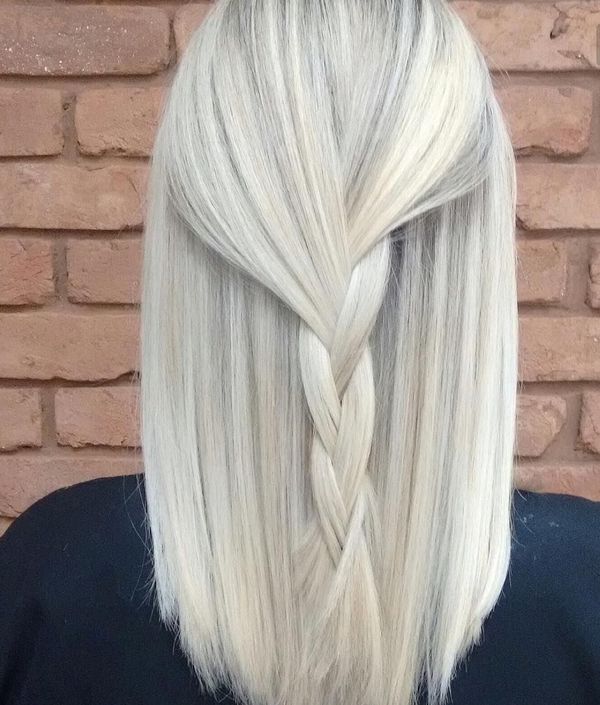 Trendy Haarfarbe-Platinblond :)