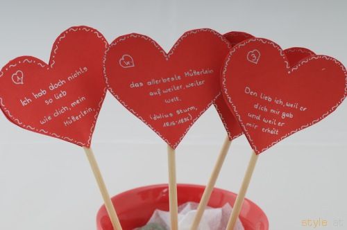 Süße Muttertagsgeschenke mit Kindern basteln