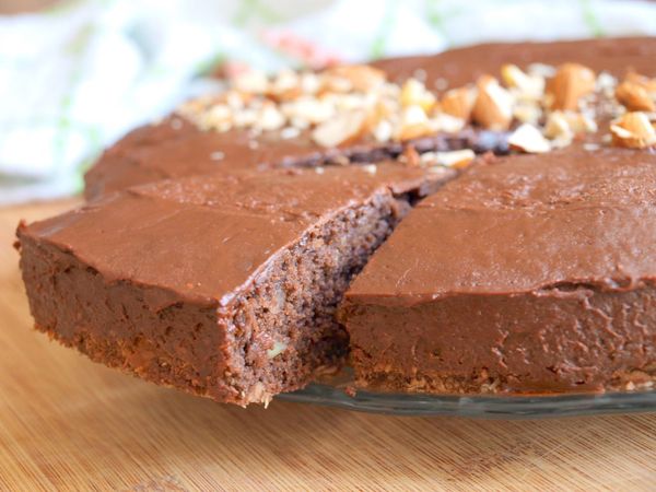 Fotorezept: Leckerer Schoko-Zucchini Kuchen mit Nüssen :P