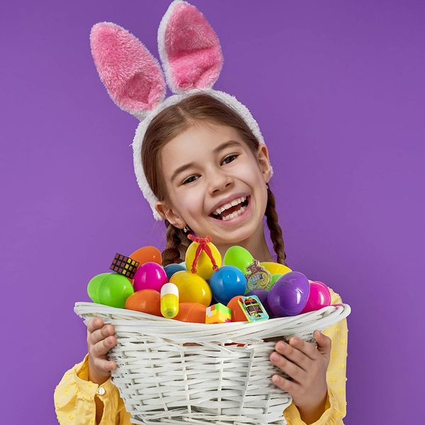 Suchen Sie Ostereier mit Spielzeug als Geschenk für Kinder? Wir haben einige Tipps für Sie