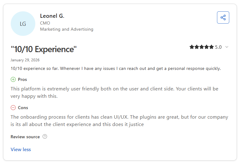 Capterra review from Leonel G., CMO in Marketing and Advertising, rating Assembly 5 stars with title "10/10 Experience"