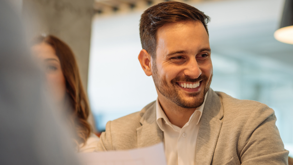 10 client acquisition strategies that work (with examples)