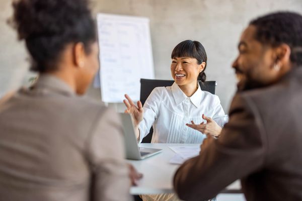 Dubsado pricing: Plans, costs, and is it worth it in 2026?